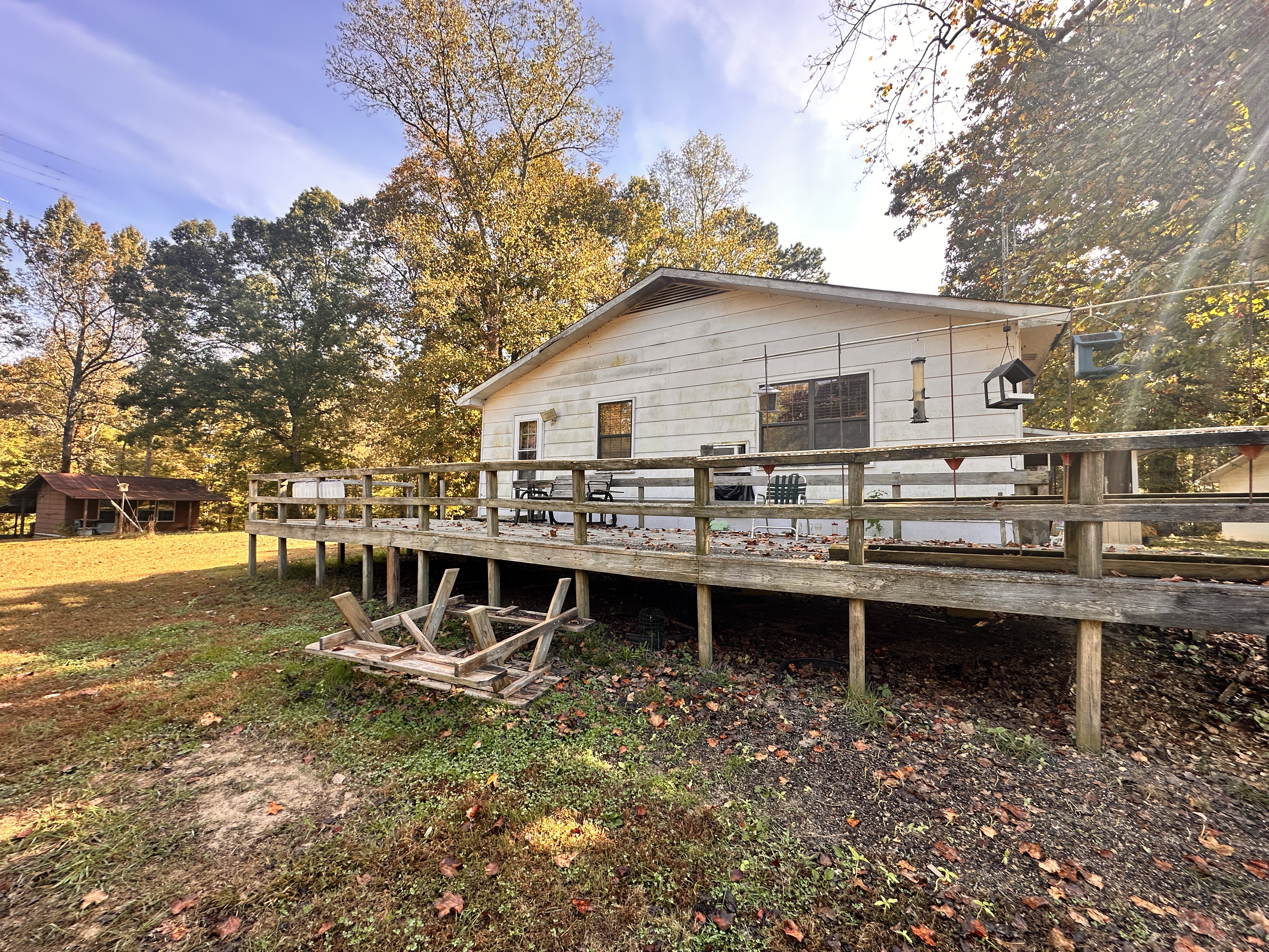 24.43 Acres with Home, Cabin and Pond in Decatur, TN — photo